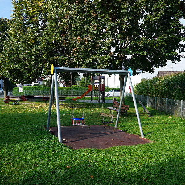 Spielplatz Ichenhausen (Karl-Königsdorfer Str.)